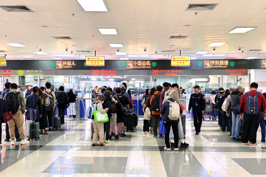 2月17日大年初一,顺德客运港迎来春节出行客流高峰