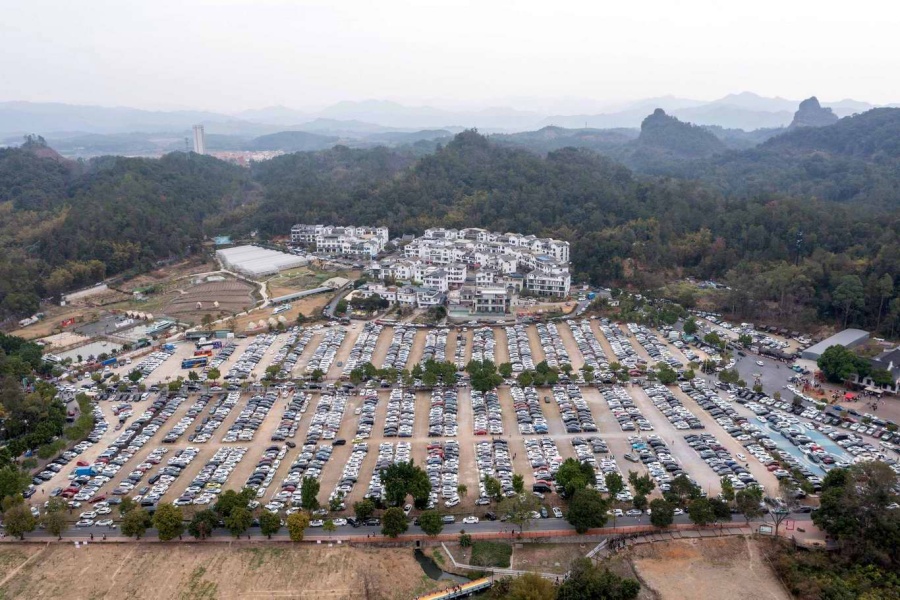 瑶塘新村停车区