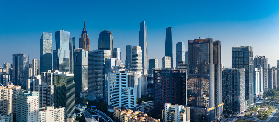 廖雪明260107天气-蓝天下的珠江新城