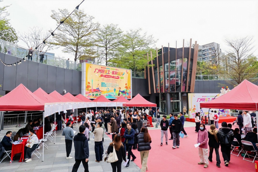 001A5318-opq4415457844