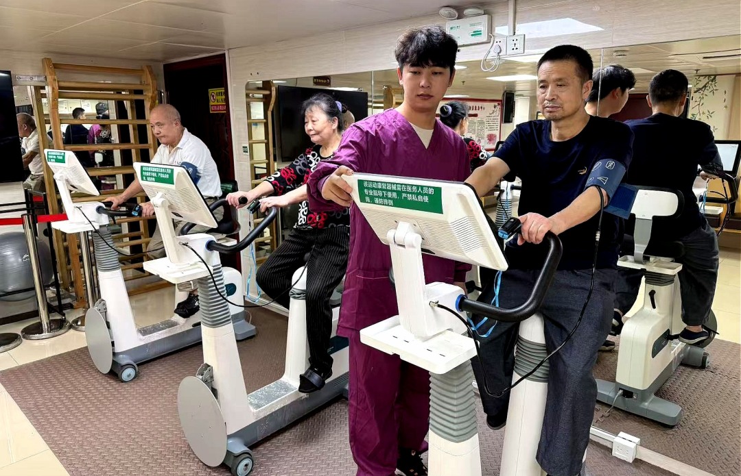 运动康复训练系统临床。