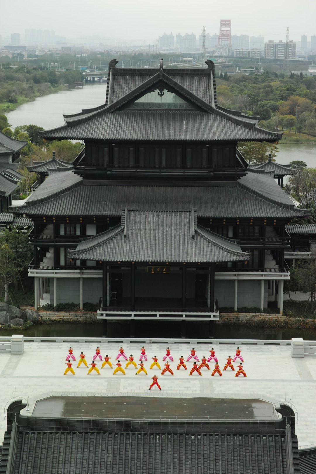 “赵家狮”在广州文化馆表演。