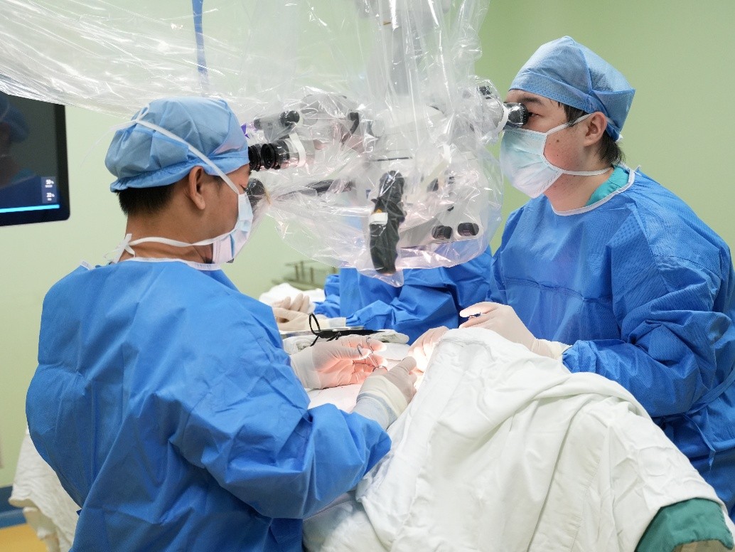 全国首例LVA治疗阿尔茨海默病手术