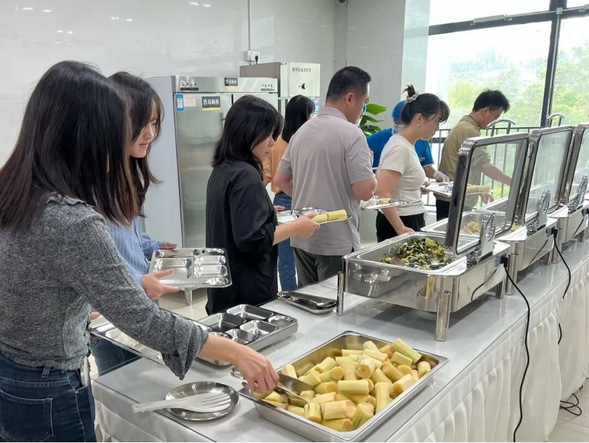 直播带货、爱心认购、助农砍蔗……广州增城“甜蜜接力”解蔗户燃眉之急6