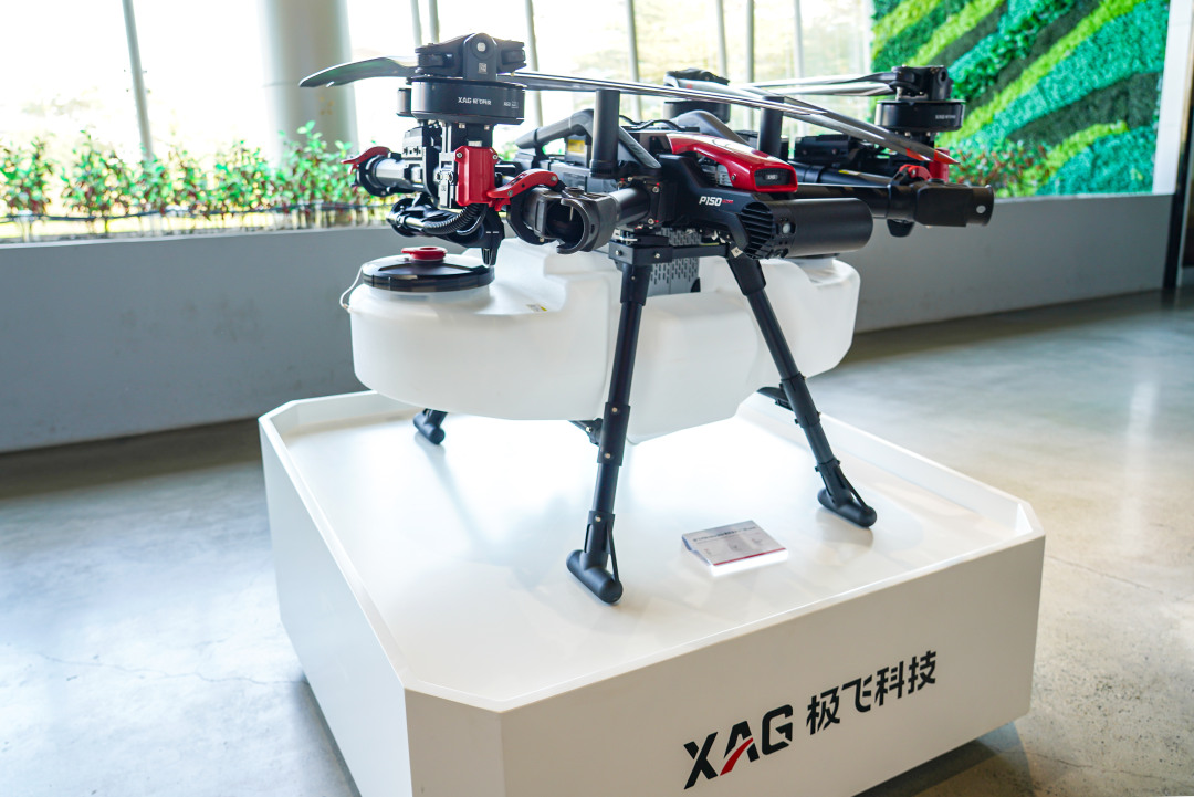 极飞科技的农业无人机。