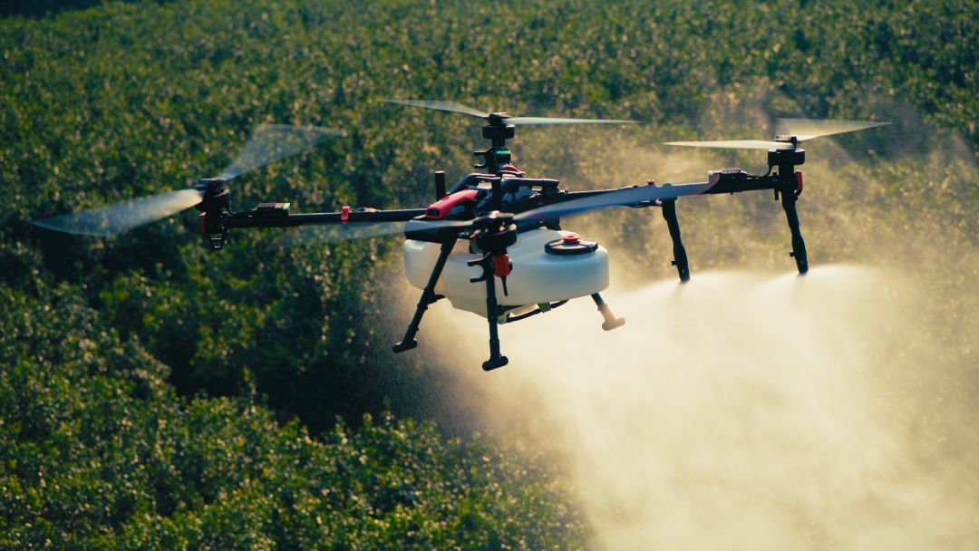 极飞科技的农业无人机。