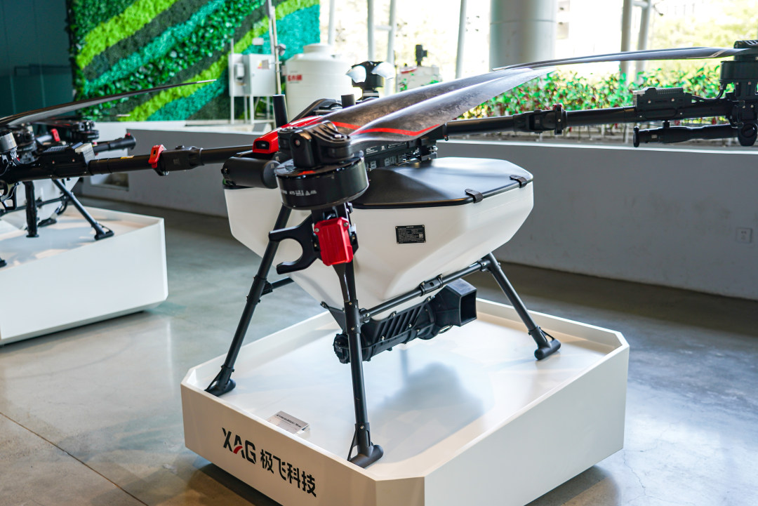 极飞科技的农业无人机。