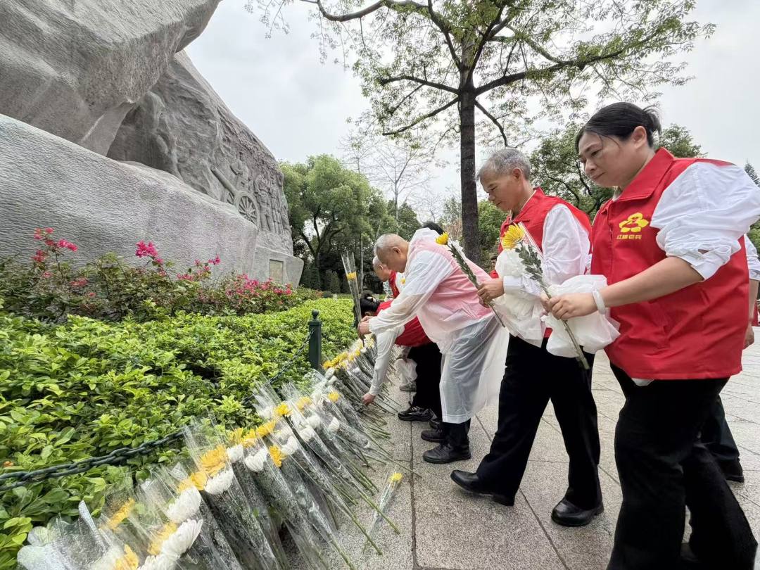 21b5175ba096b9e12c8344e2d9c425df