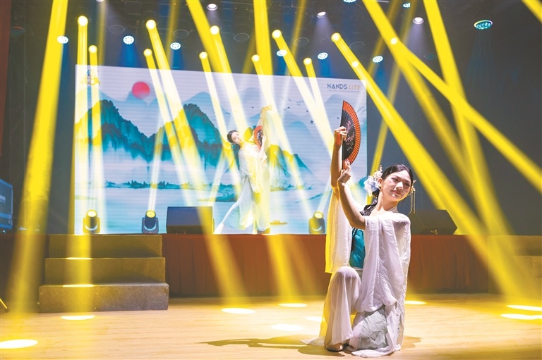 15151012_huangwx_1775655957373_s