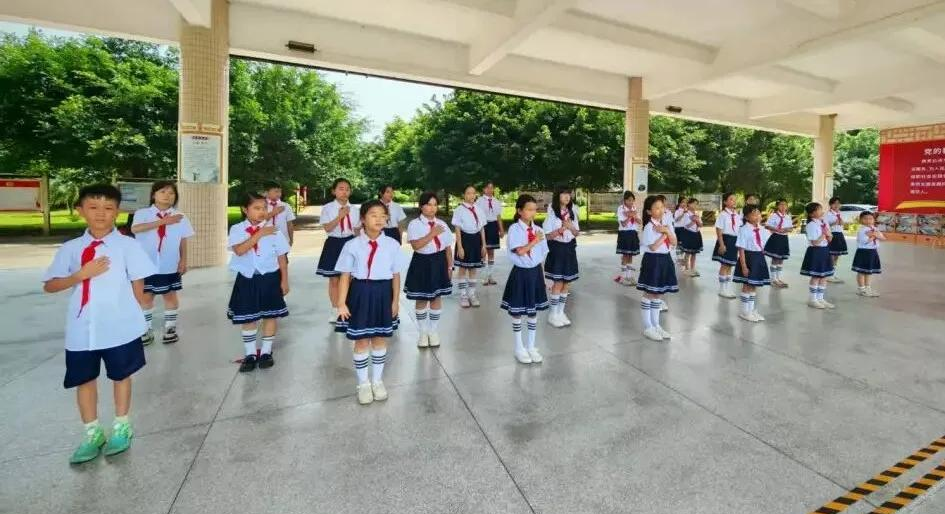 韶关市新丰县马头中心小学开展《做最好的自己》童谣传唱活动 韶关市新丰县马头中心小学开展《做最好的自己》童谣传唱活动