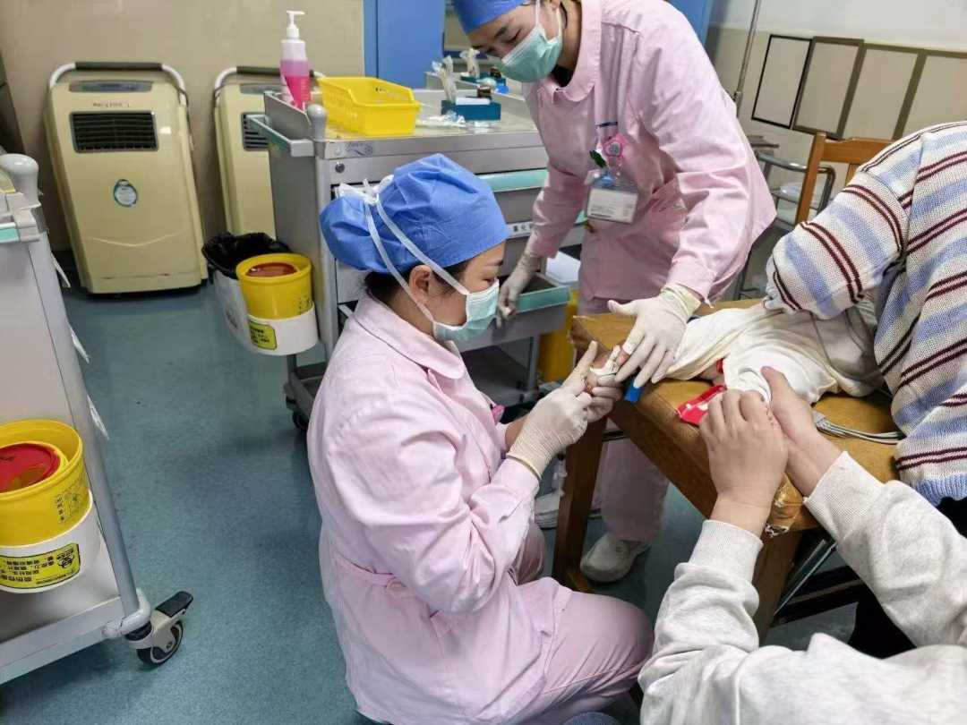 张彩凤