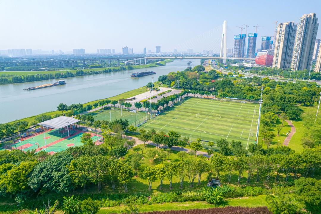 7、半月岛湿地公园1