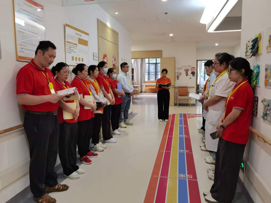 晨会.jpg 晨会.jpg