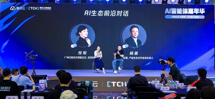 对话杨晨