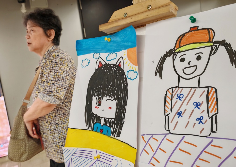 7月31日,“遇见广图”——“穗启新程·筑梦天河”小候鸟融合夏令营结营仪式暨“天河·融新巢”关爱新就业群体倡导主题嘉年华在广州图书馆举行。