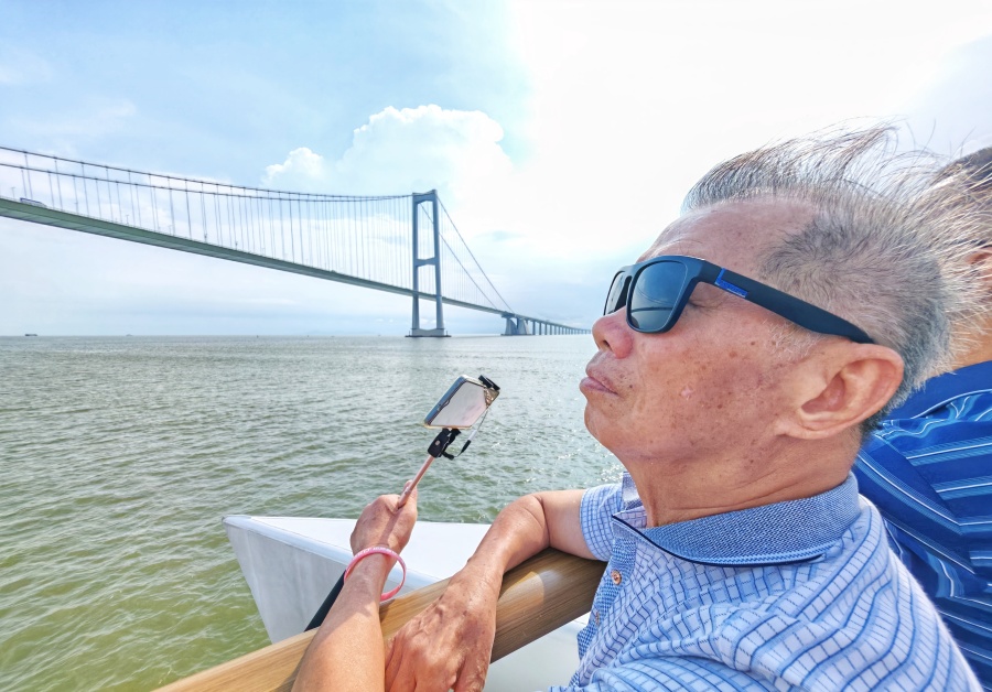8月22日,在省文化和旅游厅、省交通运输厅联合指导下,“湾区明珠双城海上游”新航线正式开通,在4