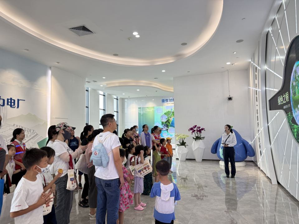 共筑绿色环保意识!龙湖街亲子家庭走进第三资源热力电厂(1)364