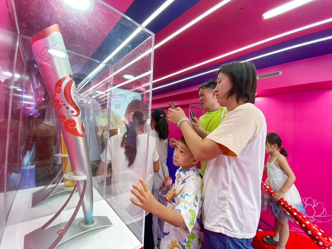 xum250719-71.jpg xum250719-71.jpg