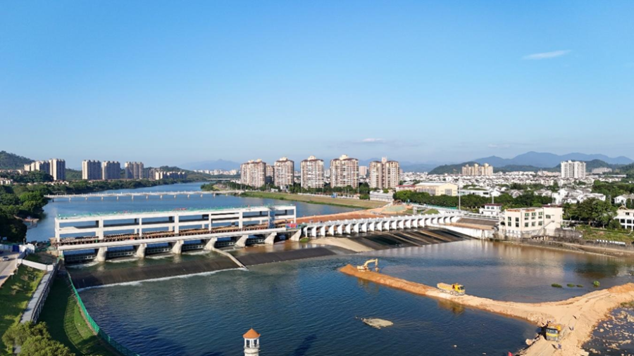 广州大坳拦河闸坝加固改造工程完成 ,新建鱼道为洄游鱼类打通“回家路”