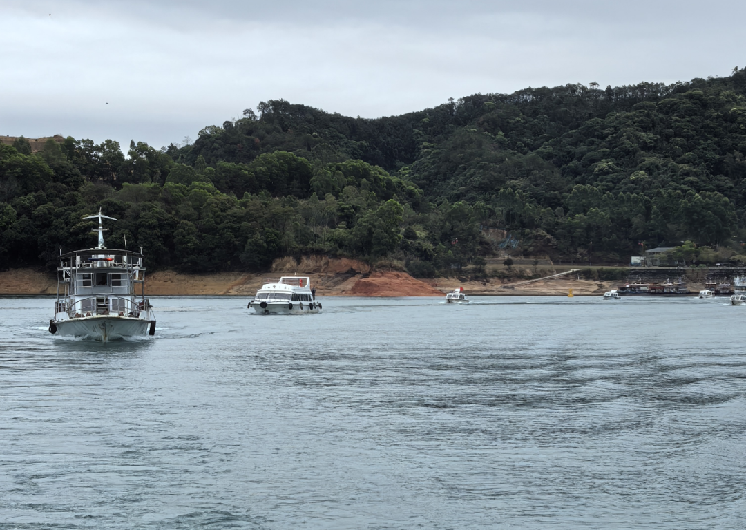 广东省开展2026年珠江禁渔启动日执法行动。通讯员供图